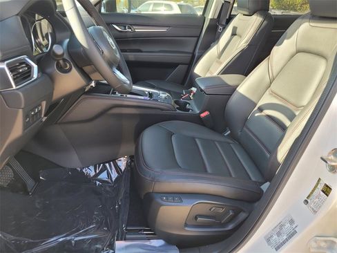 New 2025 MAZDA CX-5 Carbon Edition image 13