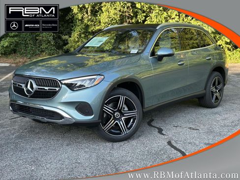 New 2027 Mercedes-Benz GLC 300 image 1