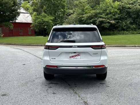 Used 2024 Jeep Grand Cherokee Limited 4xe image 6