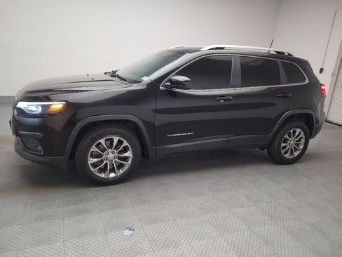 Used 2020 Jeep Cherokee Latitude Plus FWD image 2