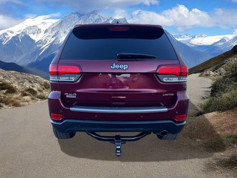 Used 2020 Jeep Grand Cherokee Limited w/ Luxury Group II image 4