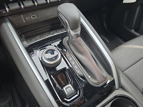 New 2025 Chevrolet Colorado Z71 w/ Technology Package image 16