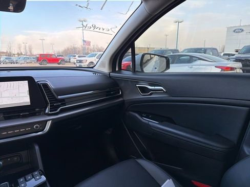 Used 2024 Kia Sportage SX image 15