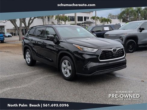 Used 2020 Toyota Highlander L image 1