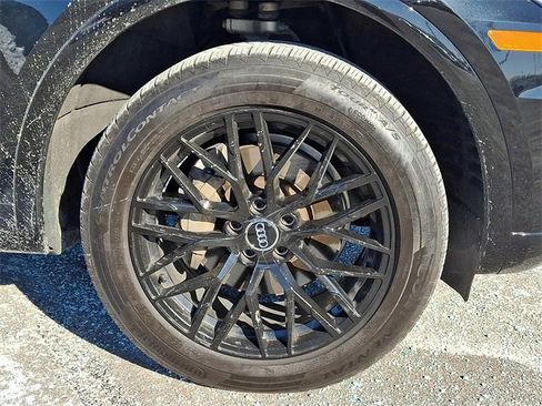 Used 2019 Audi Q5 2.0T Premium Plus w/ Premium Plus Package image 8