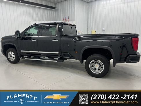 Used 2024 Chevrolet Silverado 3500 High Country AWD/4WD image 5