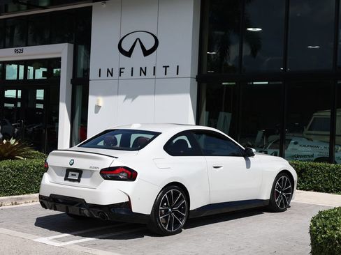 Used 2024 BMW 230i Coupe w/ Premium Package RWD image 4
