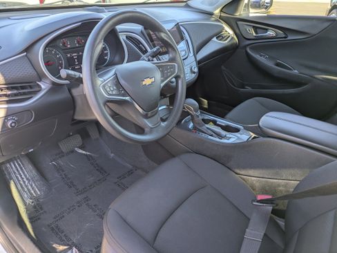 Used 2024 Chevrolet Malibu LT image 23