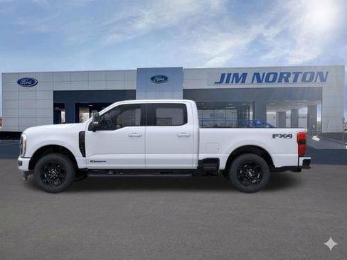 New 2026 Ford F250 Lariat w/ Black Appearance Package image 4