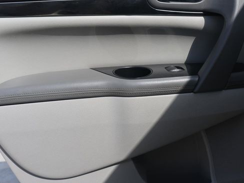 Used 2017 Buick Enclave Premium w/ Experience Buick Package image 22