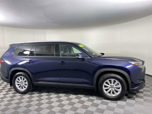 Used 2026 Toyota Grand Highlander AWD image 10
