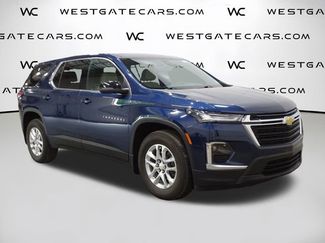 Used 2023 Chevrolet Traverse LS video 2