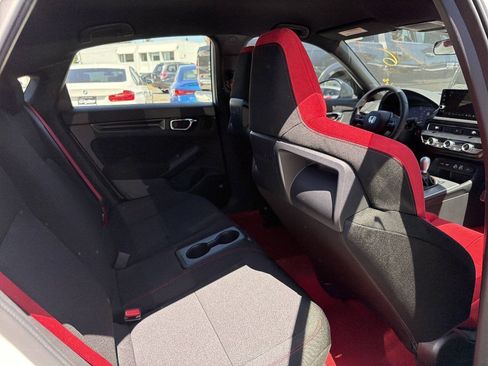Used 2024 Honda Civic Type R image 6