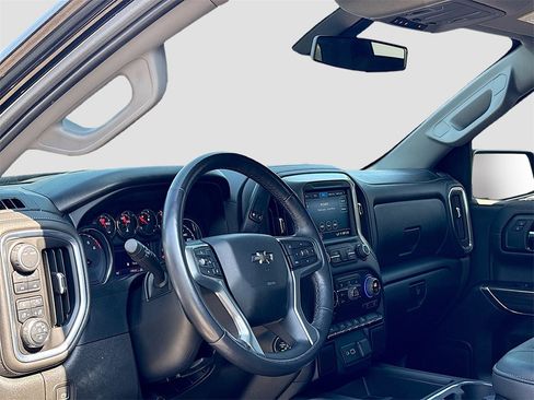 Used 2022 Chevrolet Silverado 1500 LT Trail Boss w/ Safety Package image 9