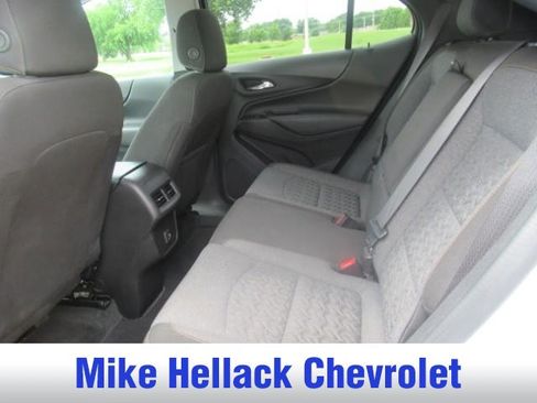 Used 2024 Chevrolet Equinox LT AWD/4WD image 6