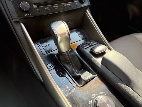 Used 2014 Lexus IS 350 w/ Navigation Package image 13