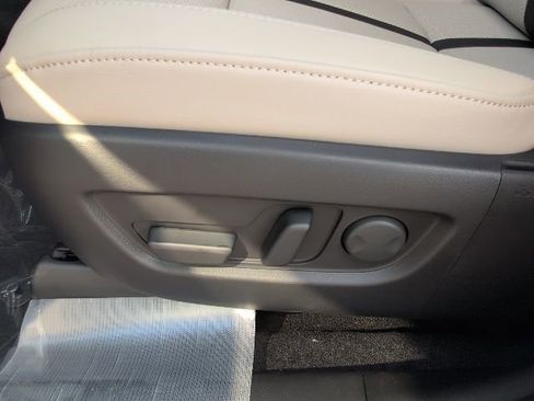 Used 2026 MAZDA CX-90 3.3 Turbo w/ Premium Sport Pkg image 15