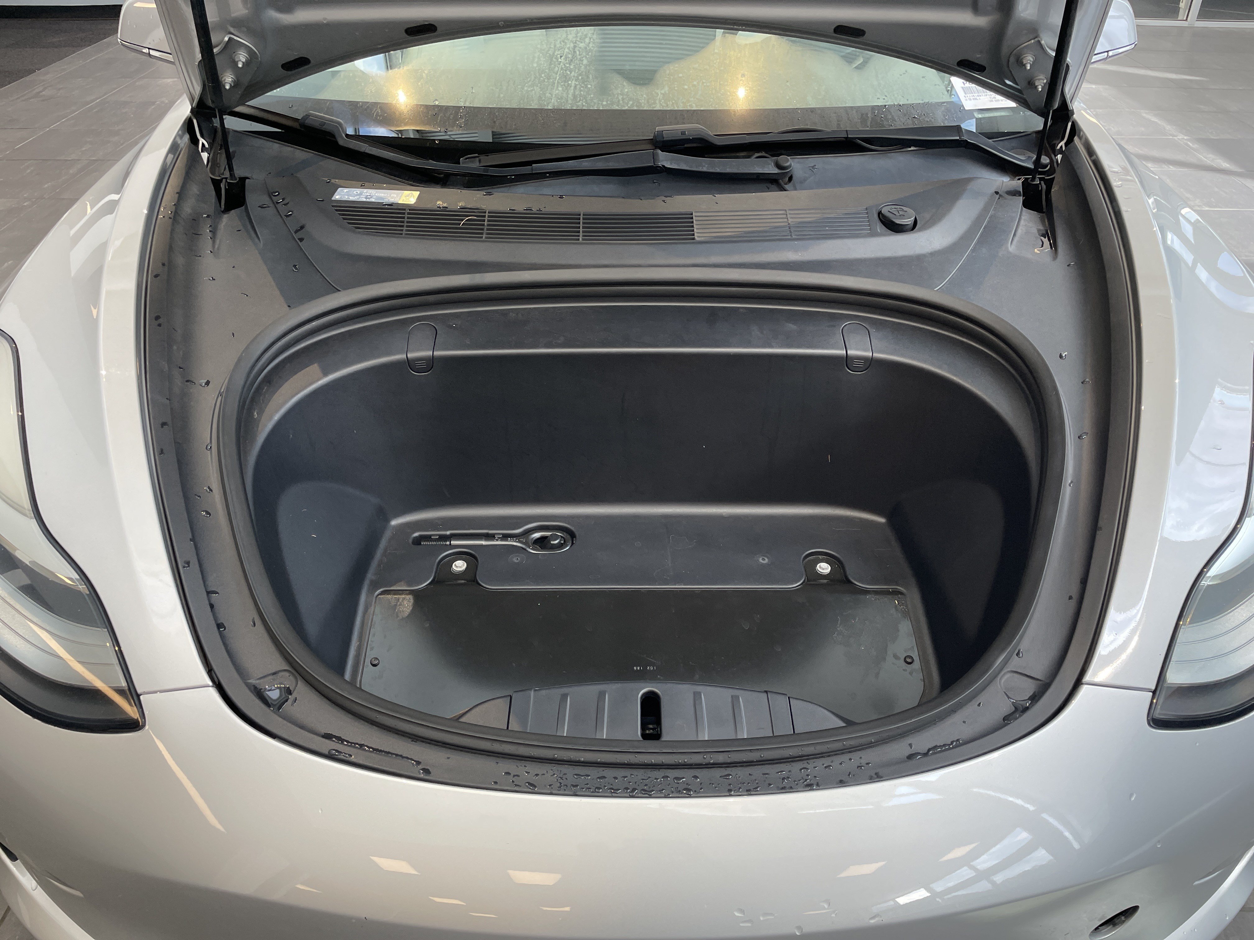 Used 2018 Tesla Model 3 Long Range AWD/4WD image 34