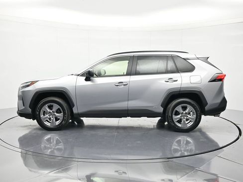 Used 2025 Toyota RAV4 LE AWD/4WD image 8