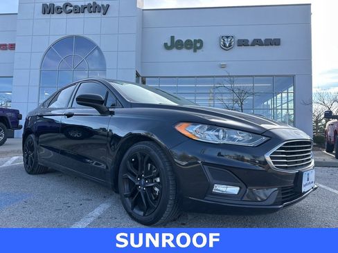 Used 2019 Ford Fusion SE w/ Equipment Group 151A image 1