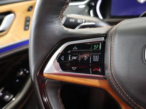 Used 2025 Jeep Grand Cherokee L Summit image 19