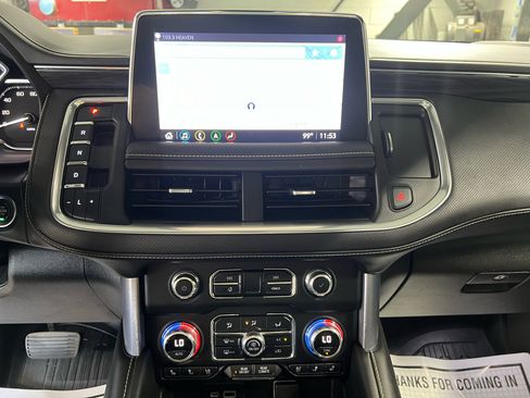 Used 2021 GMC Yukon SLT w/ SLT Luxury Plus Package image 30