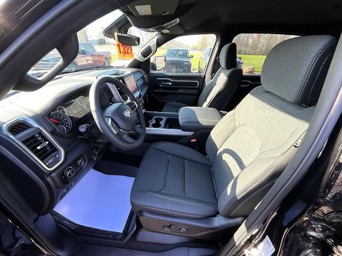 New 2026 RAM 1500 4x4 Crew Cab image 13