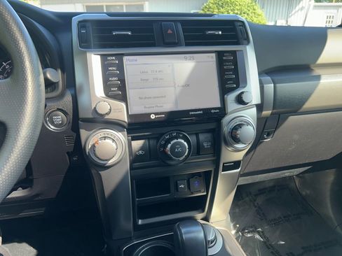 Certified 2024 Toyota 4Runner SR5 Premium w/ Moonroof Package AWD/4WD image 11