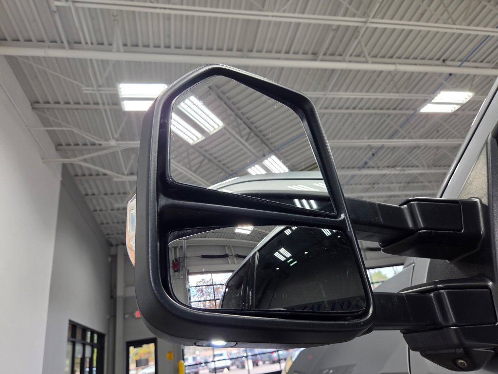 Used 2022 Ford F250 Lariat w/ Tremor Off-Road Package AWD/4WD image 19