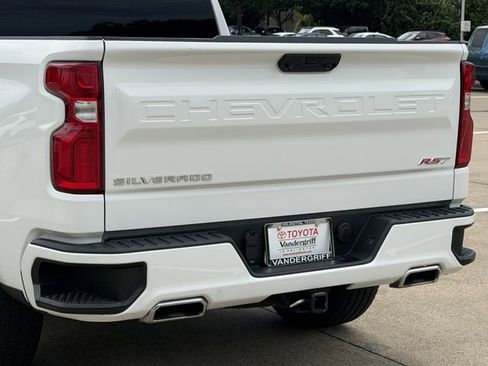 Used 2022 Chevrolet Silverado 1500 RST AWD/4WD image 6