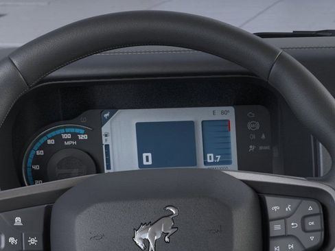 New 2025 Ford Bronco Badlands image 13