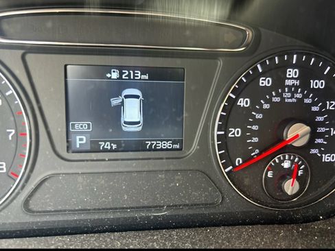 Used 2019 Kia Sorento S AWD/4WD image 6