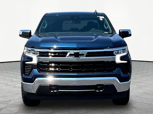 Used 2023 Chevrolet Silverado 1500 LT w/ Z71 Off-Road Package AWD/4WD image 2