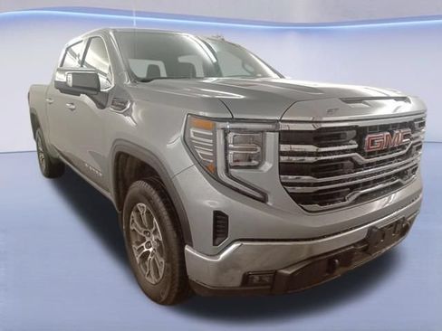 Used 2026 GMC Sierra 1500 SLT AWD/4WD image 1