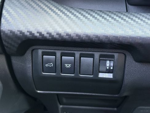 Certified 2025 Subaru Ascent Premium AWD/4WD image 17
