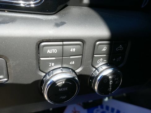 New 2026 GMC Sierra 1500 AT4 w/ AT4 Premium Package AWD/4WD image 20
