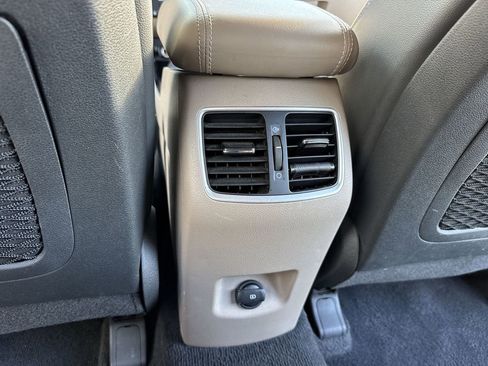 Used 2019 Hyundai Tucson Ultimate w/ Cargo Package image 37