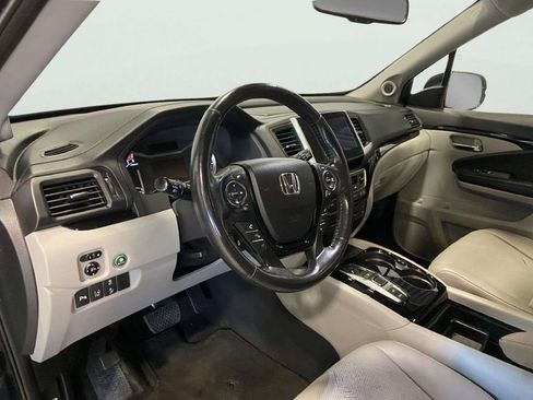Used 2016 Honda Pilot Elite image 15