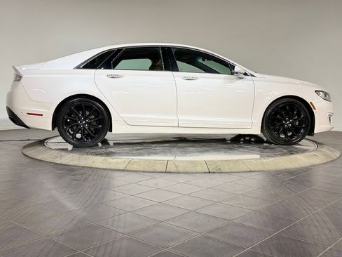 Used 2020 Lincoln MKZ Reserve w/ Monochromatic Package image 10