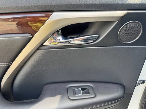 Used 2018 Lexus RX 350 AWD w/ Premium Package image 18