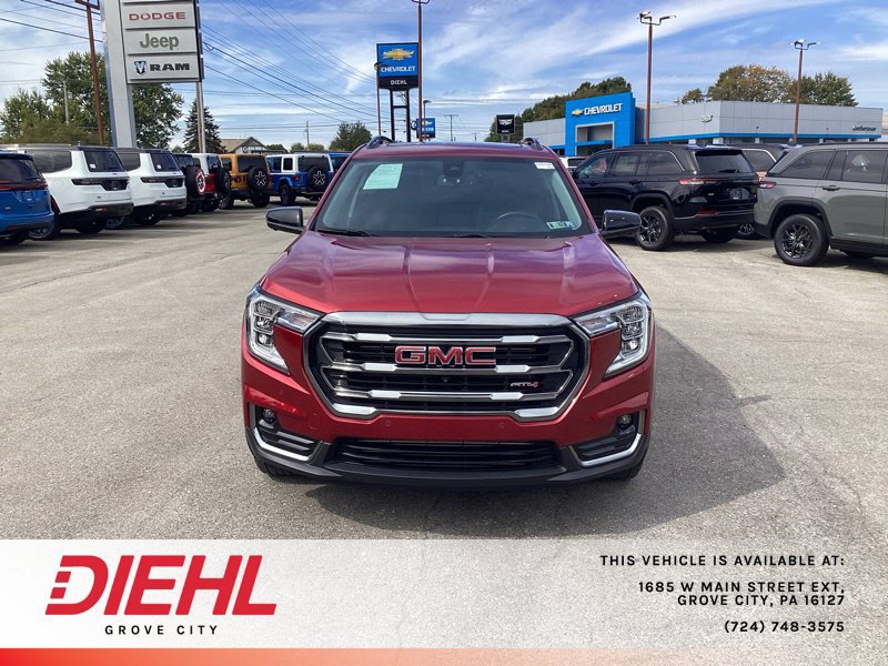 Used 2024 GMC Terrain AT4 w/ Tech Package AWD/4WD image 2