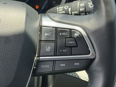 Used 2021 Toyota Highlander Platinum AWD/4WD image 15