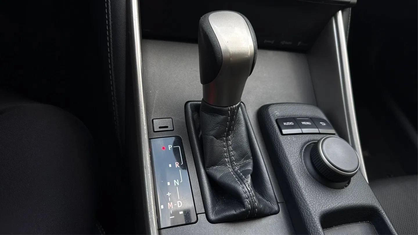 Used 2015 Lexus IS 250 RWD image 34