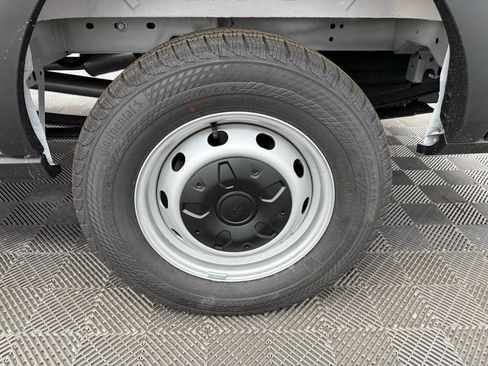 New 2025 Ford Transit 250 Low Roof image 14