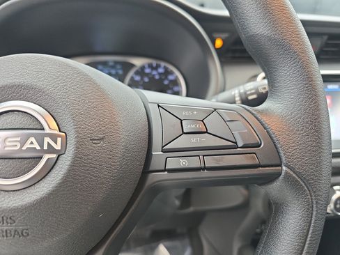 Used 2025 Nissan Kicks Play S FWD image 19