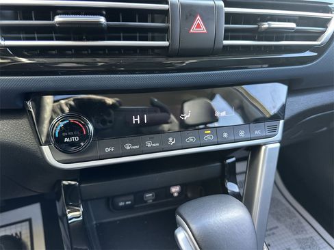 Used 2023 Kia Seltos Nightfall Edition image 11