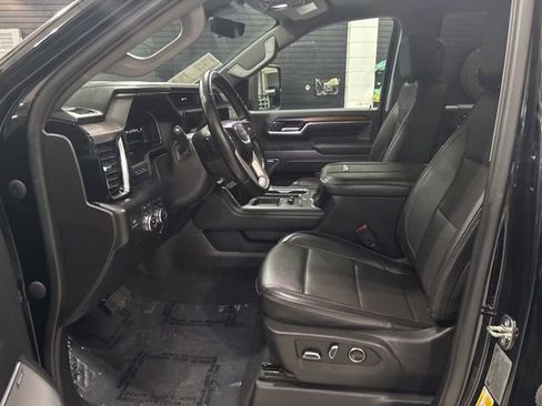 Used 2024 GMC Sierra 2500 Denali w/ Technology Package AWD/4WD image 12