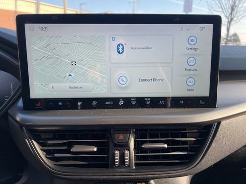 Used 2023 Ford Escape SE image 28