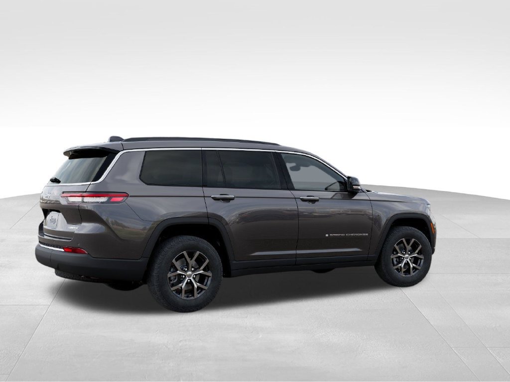 Used 2025 Jeep Grand Cherokee L Limited w/ Luxury Tech Group II AWD/4WD image 4