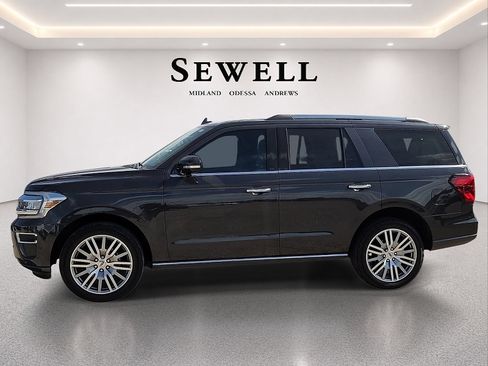 Used 2023 Ford Expedition Limited AWD/4WD image 2